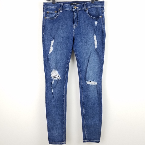 Forever 21 Denim - Forever 21 medium wash distress stretch jean sz 30